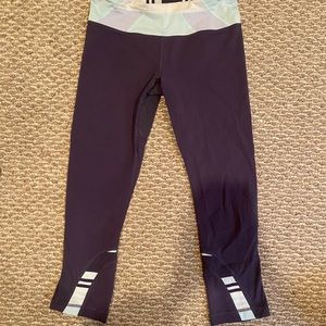 Lulu lemon leggings size 6 blue/gray/ purple